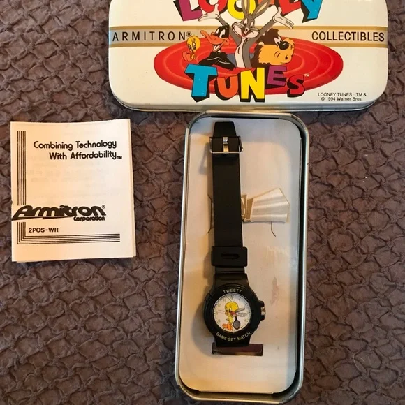 Tweety Bird Looney Tunes watch by Warner Brothers in EUC - Picture 2 of 9